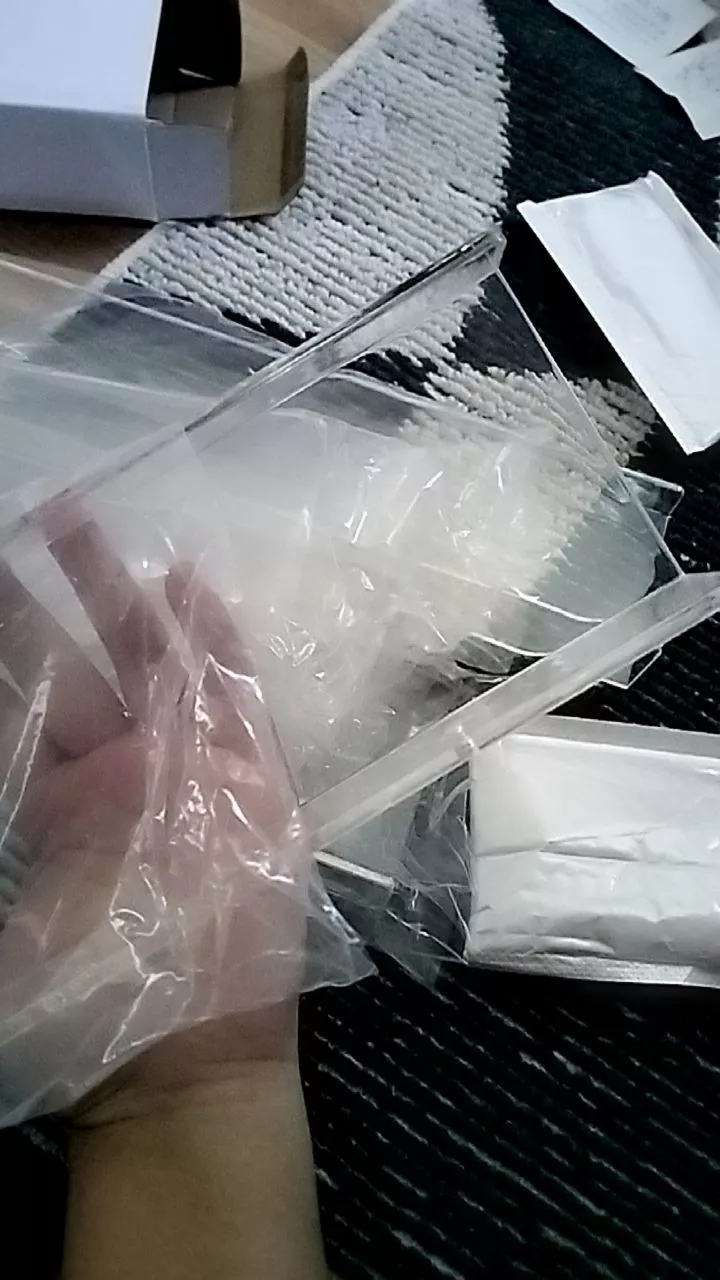 ชั้นวางของ acrylic ขณะแกะห่อพลาสติกกันรอย รีวิวจากลูกค้า DC0025